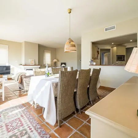 92-apartment With Fantastic Views, Miraflores, Mijas Apartment *