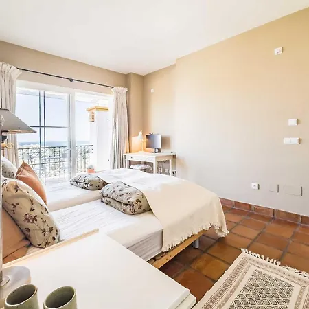 92-apartment With Fantastic Views, Miraflores, Mijas Malaga